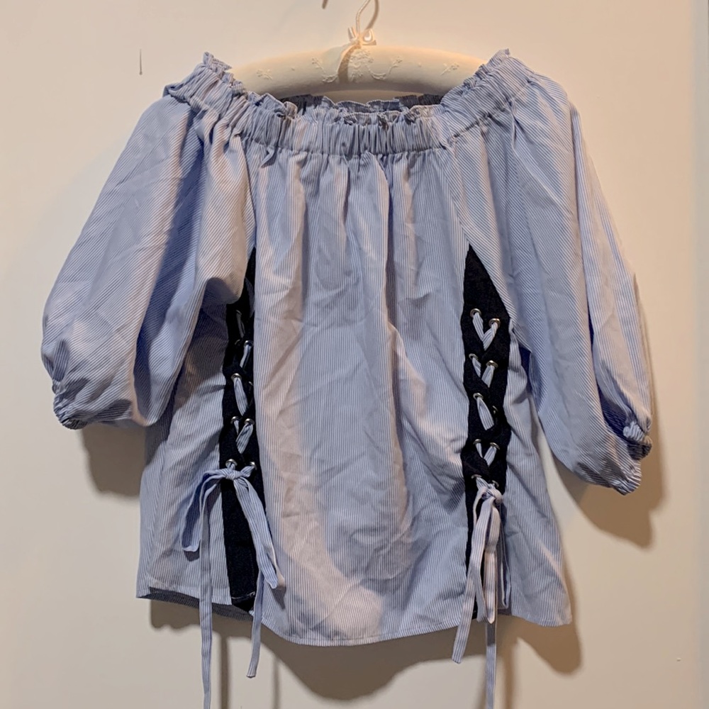 Izzue Off- Shoulder Top-XS-$35